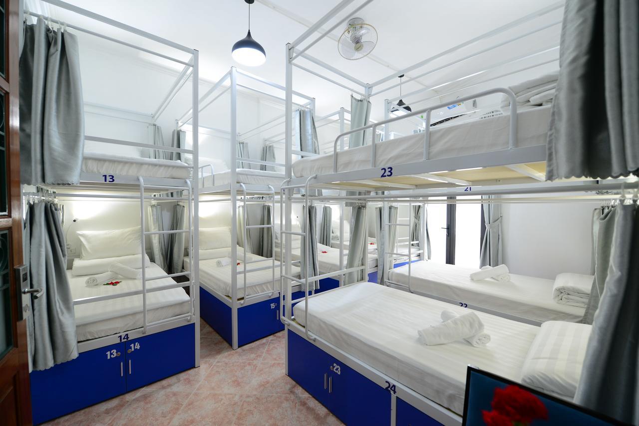 Pillow Backpacker Hostel (Adults Only) Ханой Екстериор снимка