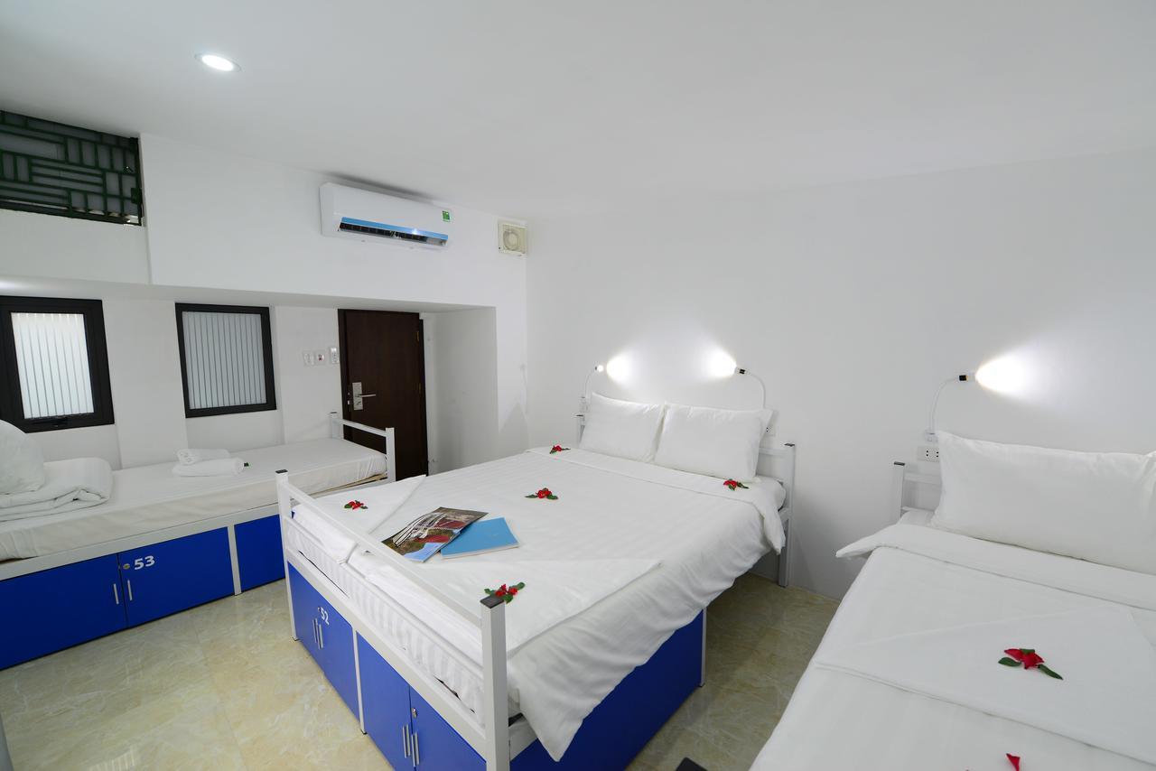 Pillow Backpacker Hostel (Adults Only) Ханой Екстериор снимка