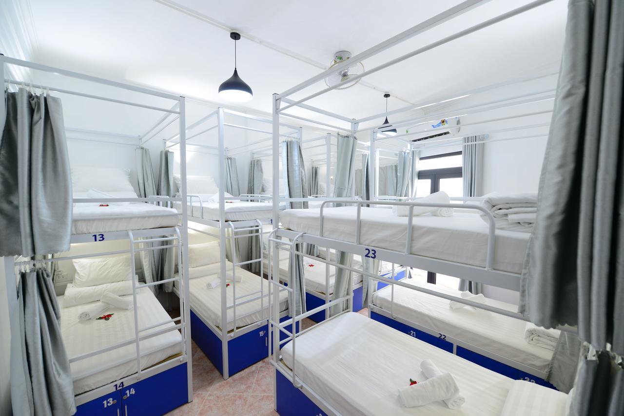 Pillow Backpacker Hostel (Adults Only) Ханой Екстериор снимка